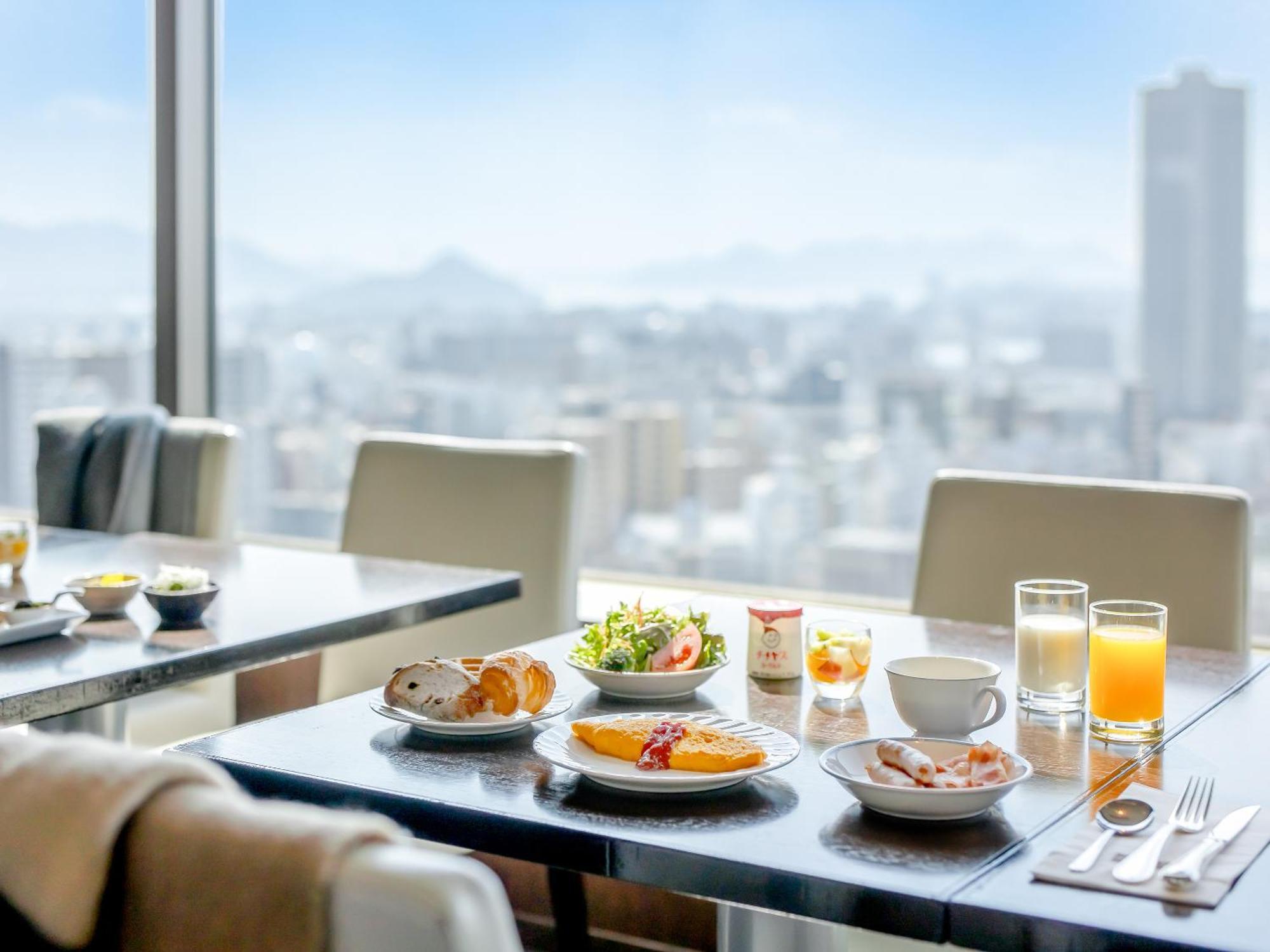 Mitsui Garden Hotel Hiroshima Exterior photo