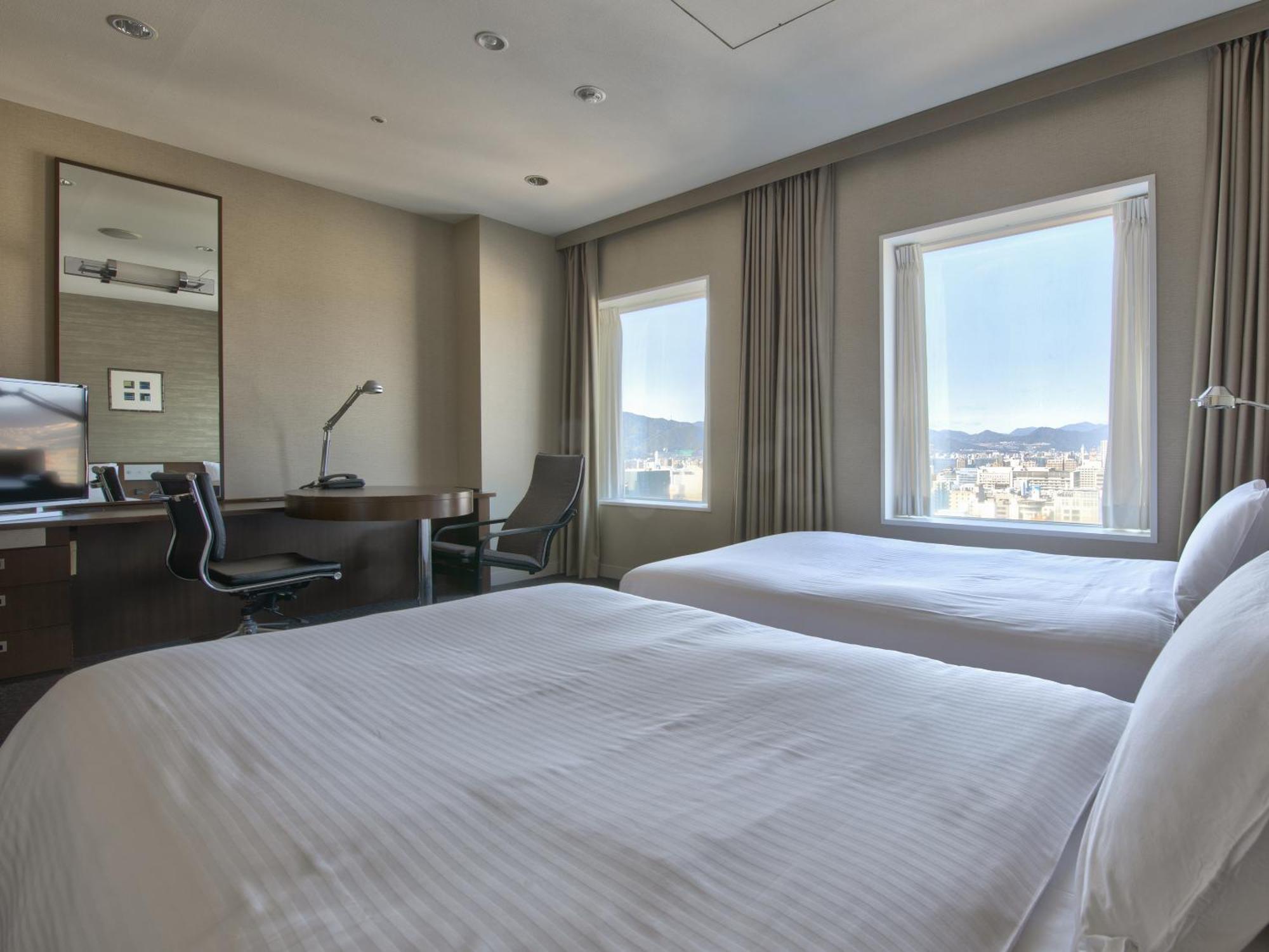 Mitsui Garden Hotel Hiroshima Exterior photo